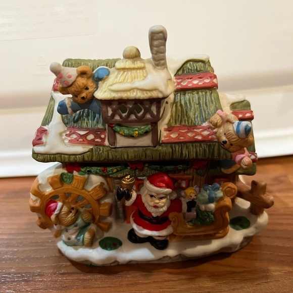 Other - Vintage Christmas Candle Holder